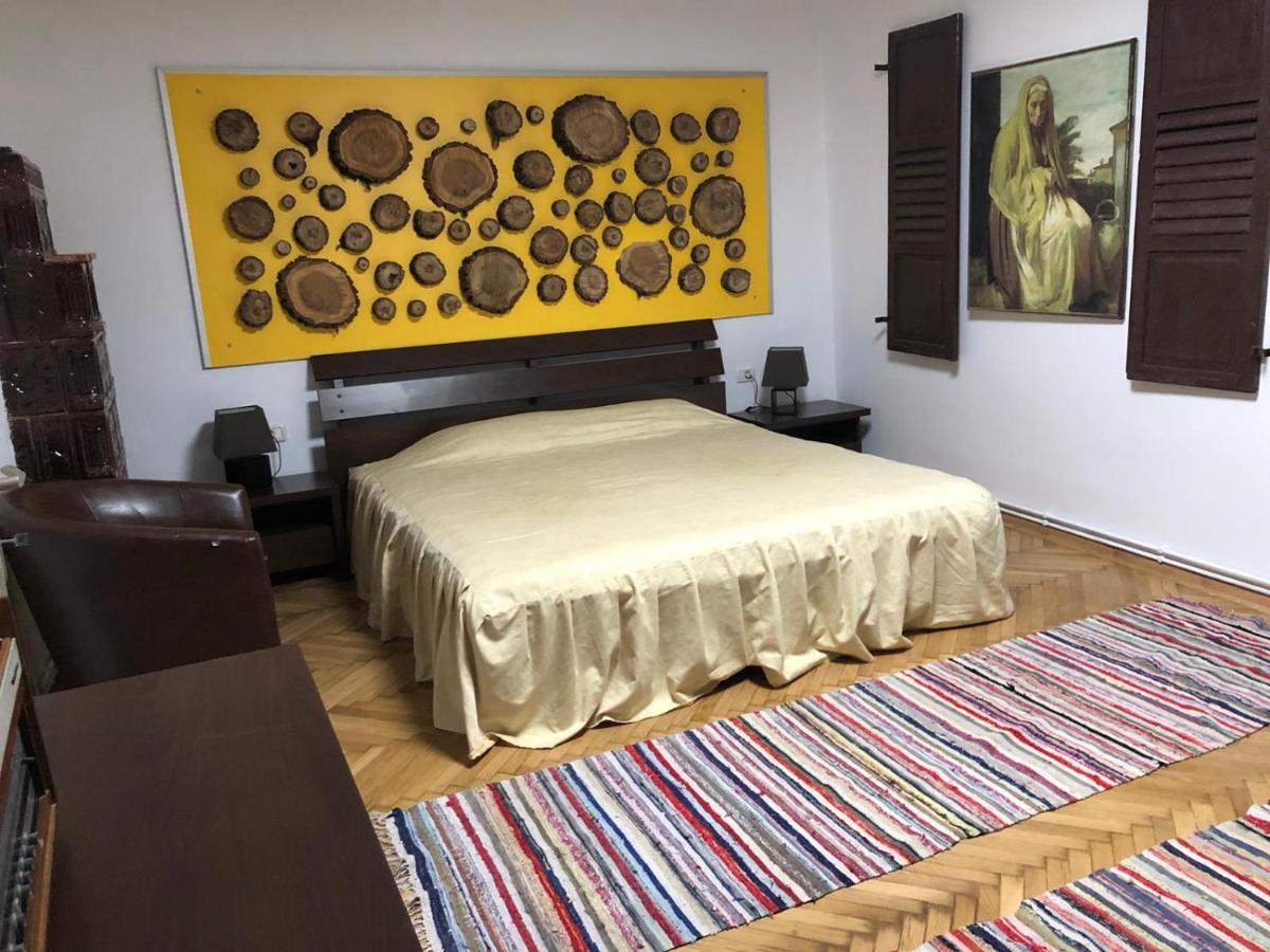 Garsoniera Centru Brasov Apartamento Exterior foto